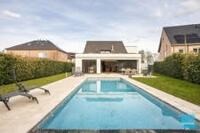 Moderne villa met zwembad - ook geschikt als 2-woonst 3