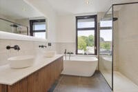 Ruim herenhuis centrum Berlare (Overmere) 22