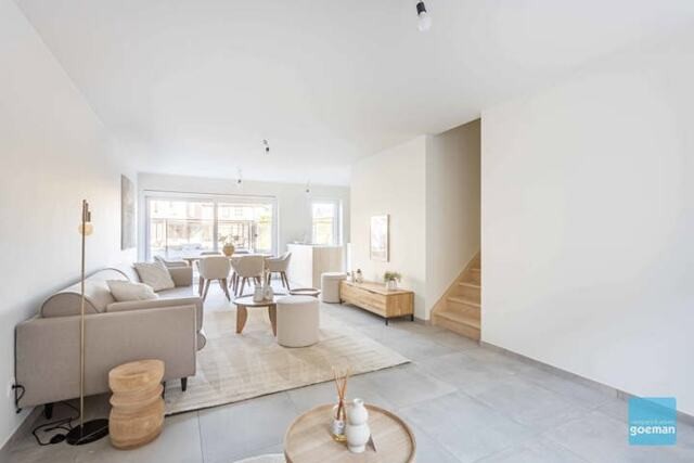 moderne nieuwbouwwoning met 3 slpk te St Gillis 4