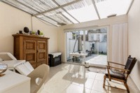 Gerenoveerde, volledig instapklare woning ! 9