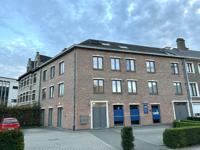 Dakappartement met 2 slaapkamers, autostaanplaats en fietsenberging te Dendermonde 1