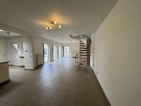 Gezellige woning te huur met 2 slaapkamers en garage 5