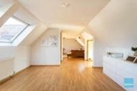 Woning met 4 slpks, 6 garages en magazijn in centrum Zele 22