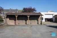 Woning met 4 slpks, 6 garages en magazijn in centrum Zele 5