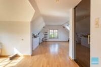 Woning met 4 slpks, 6 garages en magazijn in centrum Zele 21