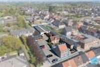 Woning met 4 slpks, 6 garages en magazijn in centrum Zele 1