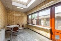 Centraal gelegen half open bebouwing met garage 10