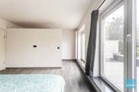 Rustig gelegen energiezuinige woning met doorrit naar achter 16