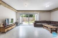 Rustig gelegen energiezuinige woning met doorrit naar achter 6
