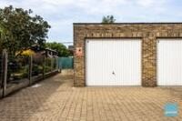 Te koop: instapklaar 2 slpk appartement in Lede met garage. 12