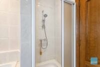 Zeer ruime villa met garage en grote tuin te Dendermonde. 22