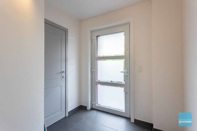 Instapklare half open bebouwing, rustige ligging! 4