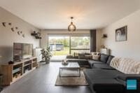 Instapklare half open bebouwing, rustige ligging! 6