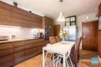 Instapklaar huis te koop in Herzele met 4 slaapkamers. 4