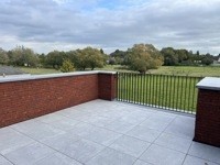 Modern nieuwbouwappartement met ruim terras en groen uitzicht 2