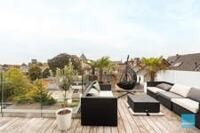 Perfect gelegen commerciële ruimte + prachtig appartement. 40