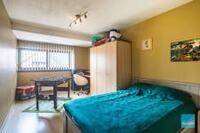 Instapklare woning met 3 slpks, grote tuin en garage. 17