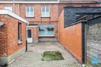 Deels gerenoveerde woning op wandelafstand centrum Dendermonde. 2